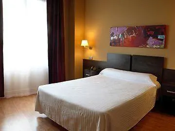 Alda Hotel 3*