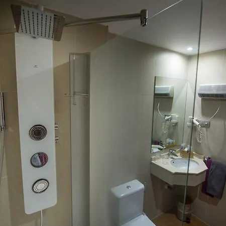 Alda Hotell 3*
